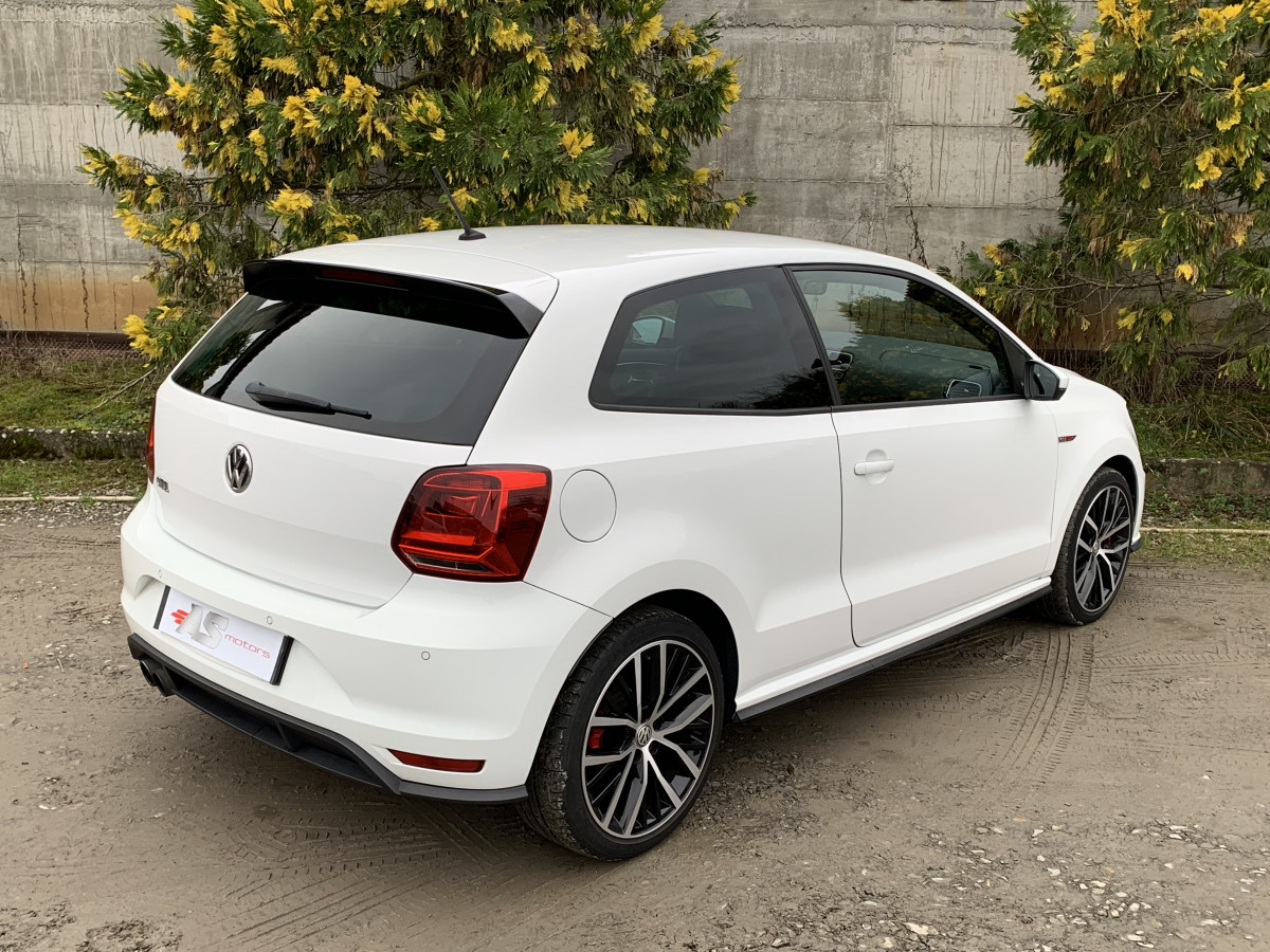 VOLKSWAGEN POLO GTI 1.8 TSI DSG 192 CV BLANCHE BLUETOOTH REGULATEUR JANTES 17 MODE SPORT