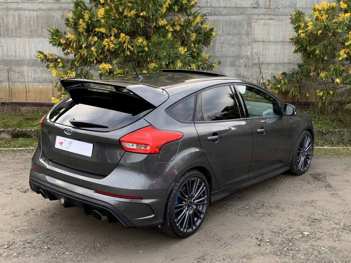 FORD FOCUS RS 2,3 ECOBOOST 350 GPS CAMERA TOIT OUVRANT BAQUETS RECARO REGULATEUR BLUETOOTH DRIVING MODE KEYLESS GO 1ERE MAIN GARANTIE CONSTRUCTEUR