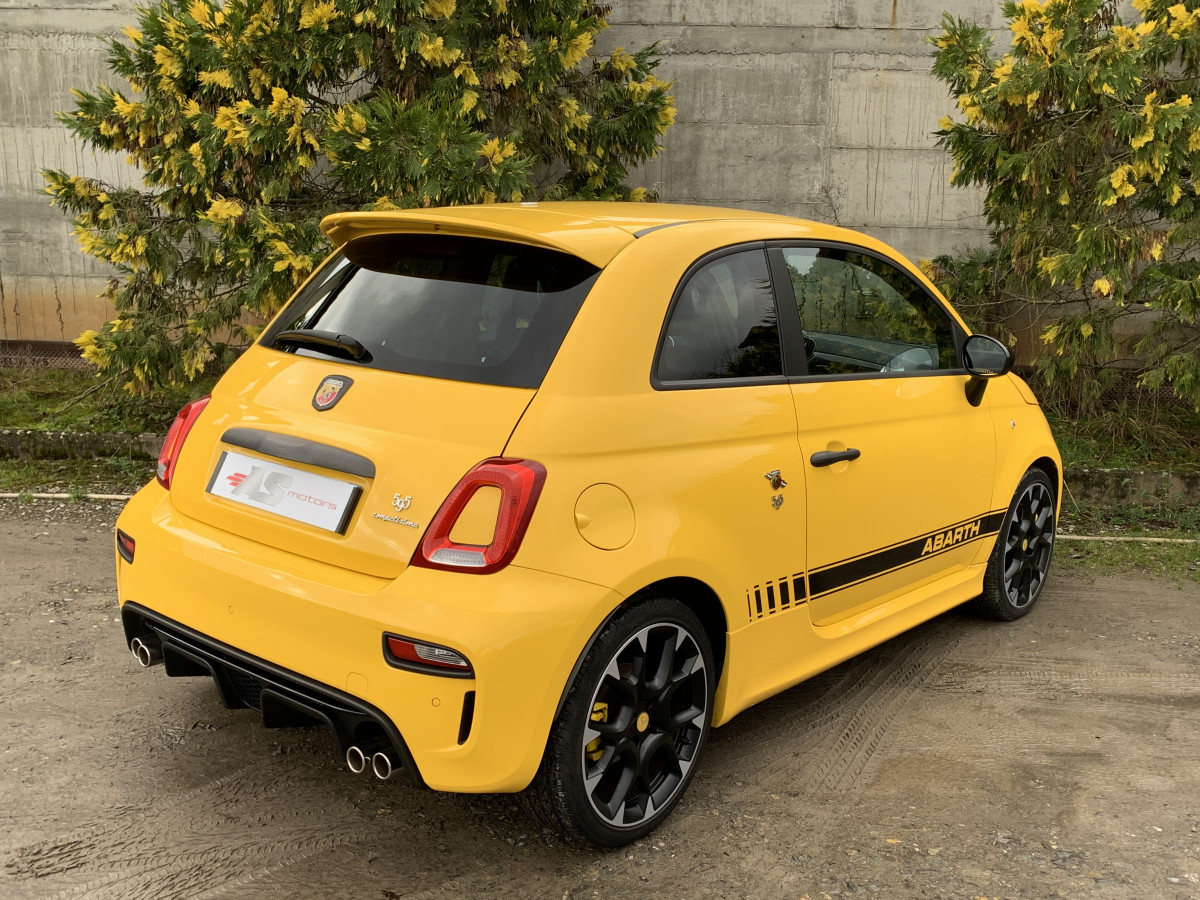 FIAT 500 ABARTH 1,4 TURBO 180 CV 595 COMPETIZIONE JAUNE GIALLO FREINS BREMBO BAQUETS SABELT CARBONE BLUETOOTH ECHAPPEMENT MONZA