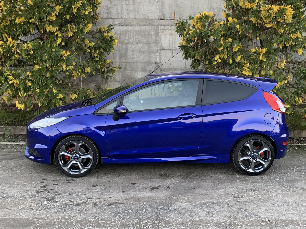 FORD FIESTA ST 1,6 TURBO 182 CV PACK PERFORMANCE REGULATEUR BLUETOOTH BLEU PERFORMANCE