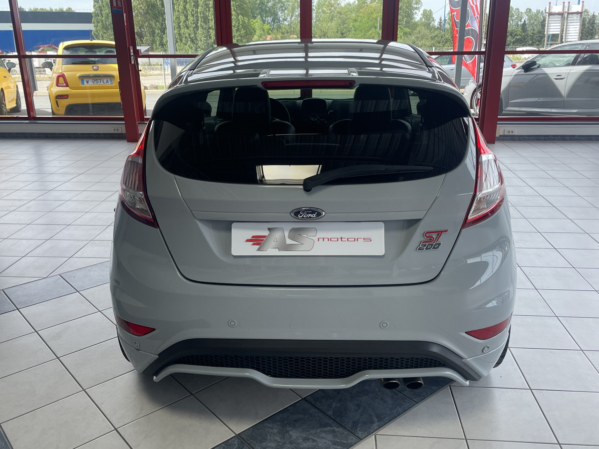 FORD FIESTA ST 1,6 TURBO 200 CV PACK PERFORMANCE GRIS BLUETOOTH