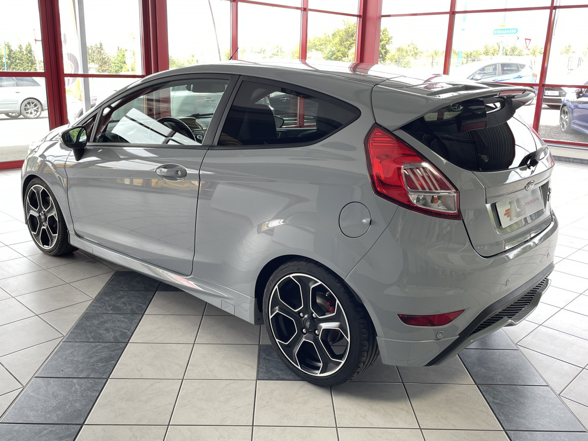 FORD FIESTA ST 1,6 TURBO 200 CV PACK PERFORMANCE GRIS BLUETOOTH