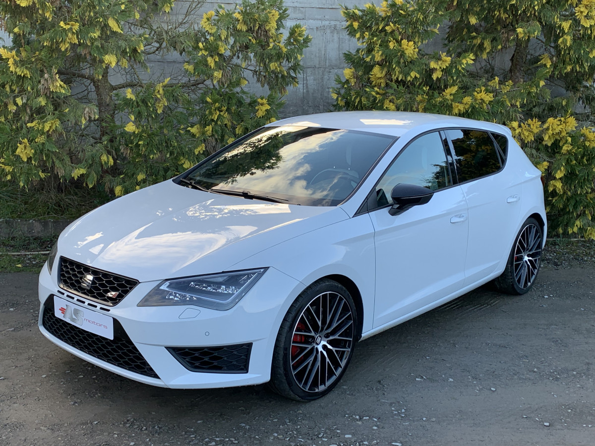 SEAT LEON CUPRA TSI 2.0 280 CV DSG BLANCHE 5 PORTES REGULATEUR GPS DCC BLUETOOTH JANTES 19 PERFORMANCE SEAT SOUND