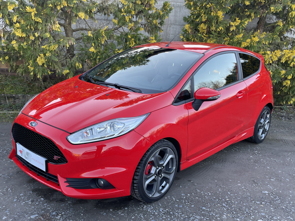 FORD FIESTA ST 1,6 TURBO 182 ROUGE RACING  PACK PERF GPS CLIM AUTO RADAR DE RECUL