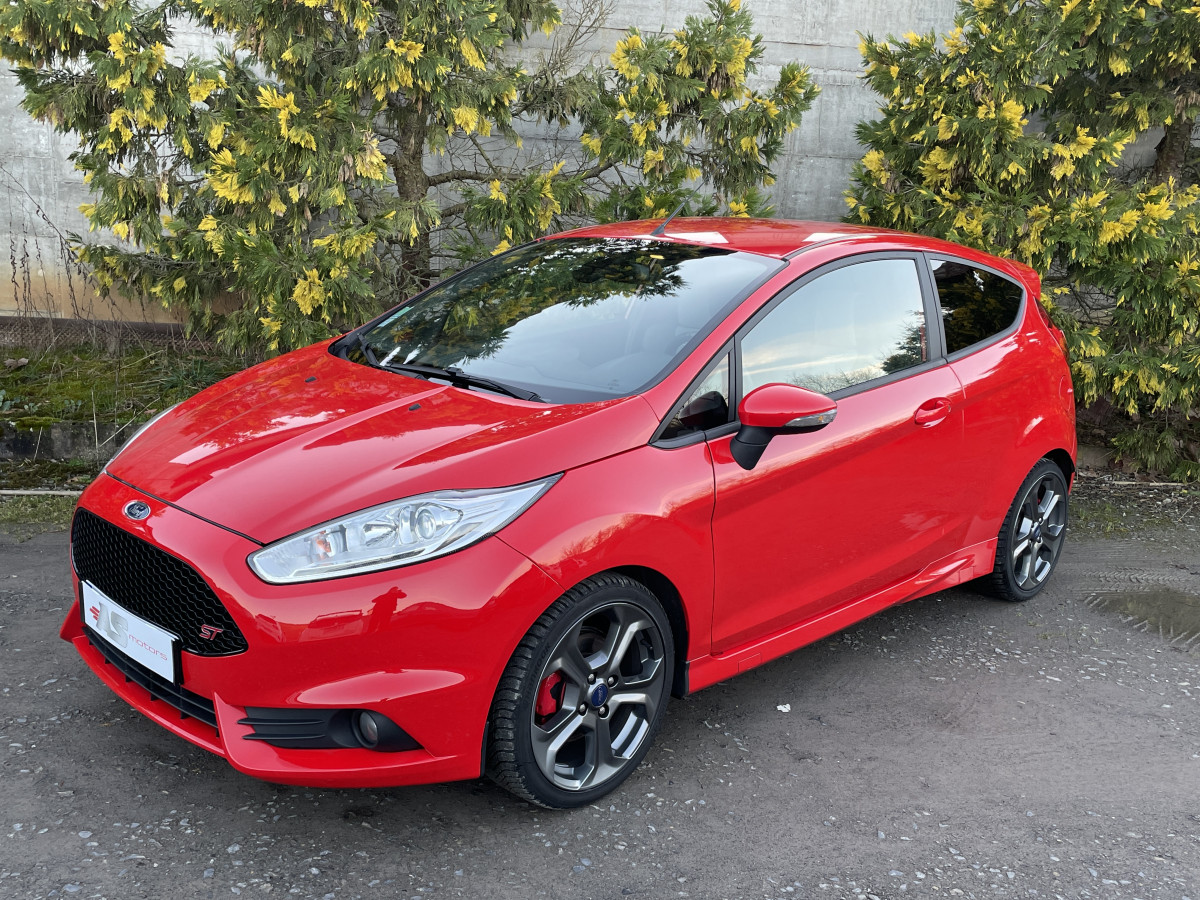 FORD FIESTA ST 1,6 TURBO 182 PACK PERF GPS REGULATEUR SONY BLUETOOTH