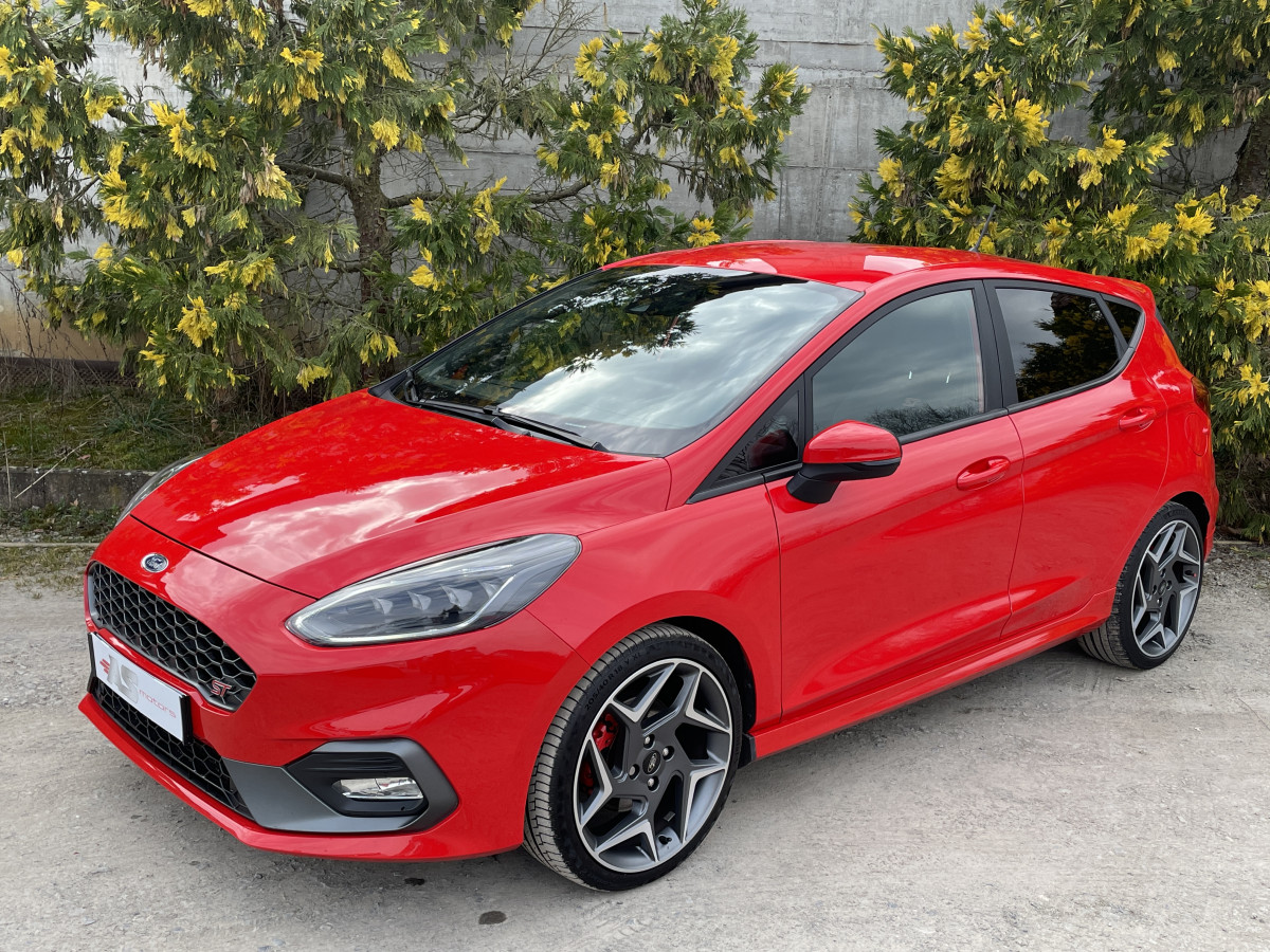 FORD FIESTA ST 1,5 200 APPLE CAR PLAY FULL LED BLUETOOTH HIFI B&O