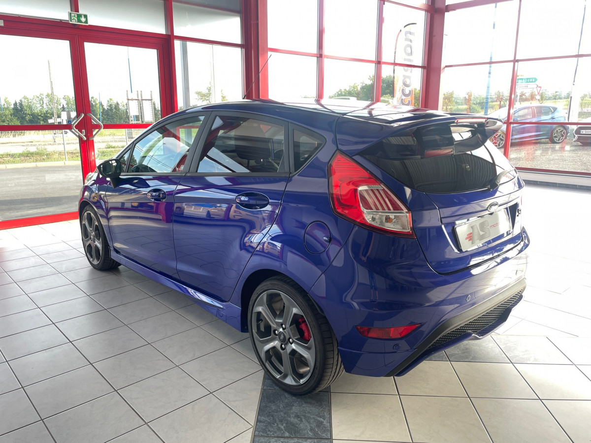 FORD FIESTA ST 1,6 TURBO 182 PACK PERF GPS CAMERA REGULATEUR EXCELLENT ETAT