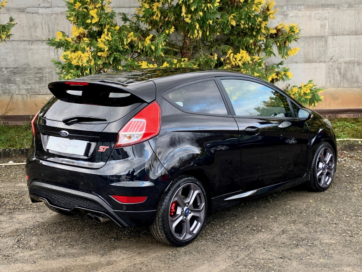 FIESTA ST 1,6 TURBO 182 PACK PERF CAMERA GPS KEYFREE