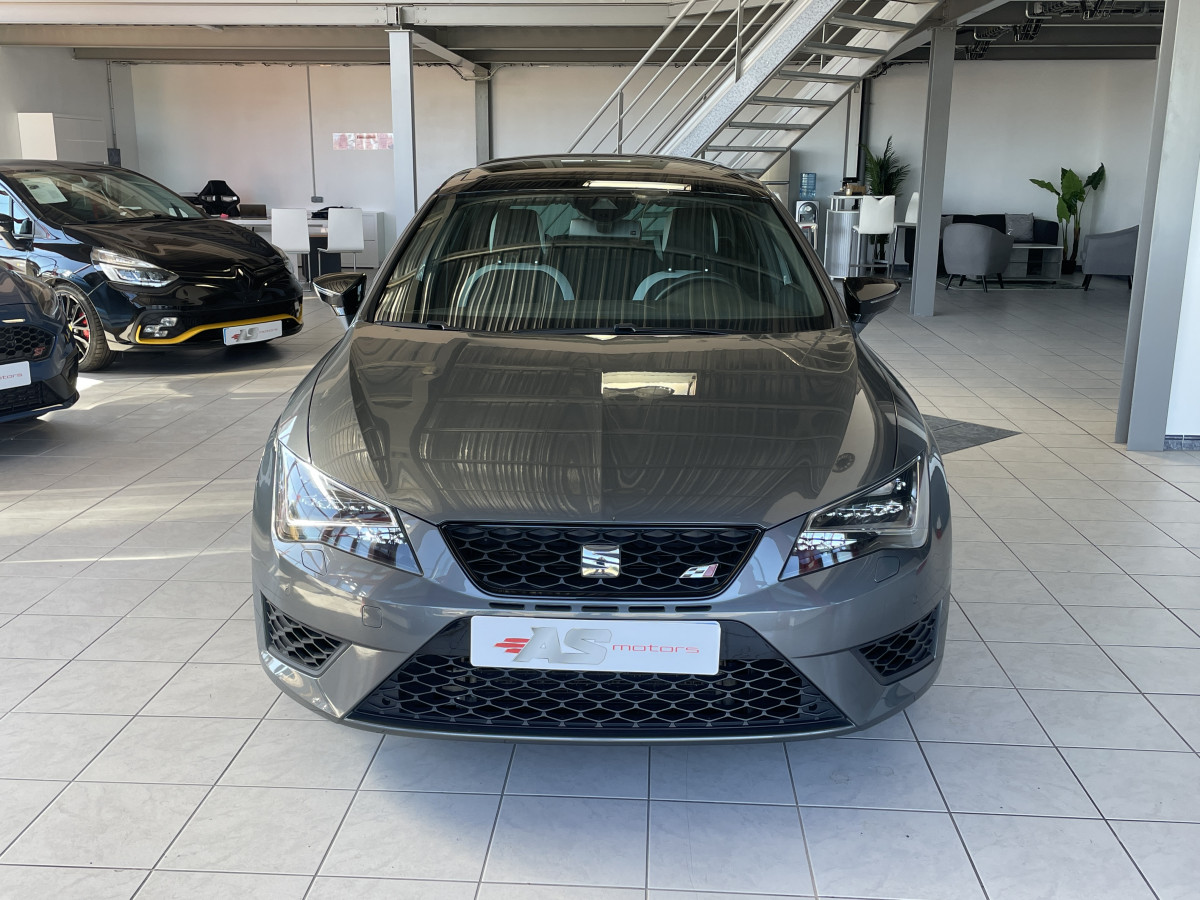 SEAT LEON  2,0 TSI CUPRA 280 DSG6 GPS REGULATEUR TOIT PANO FULL LED  DANS UN EXCELLENT ETAT