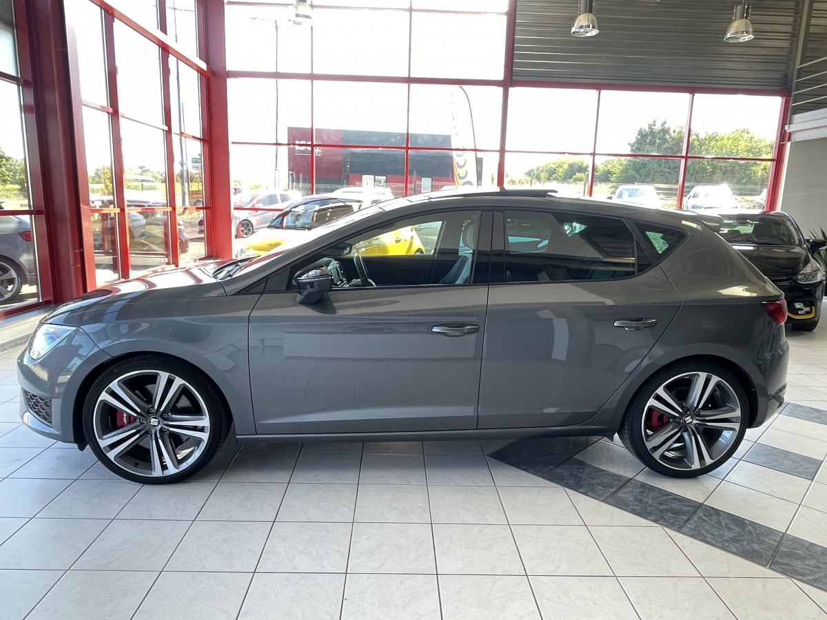 SEAT LEON  2,0 TSI CUPRA 280 DSG6 GPS REGULATEUR TOIT PANO FULL LED  DANS UN EXCELLENT ETAT