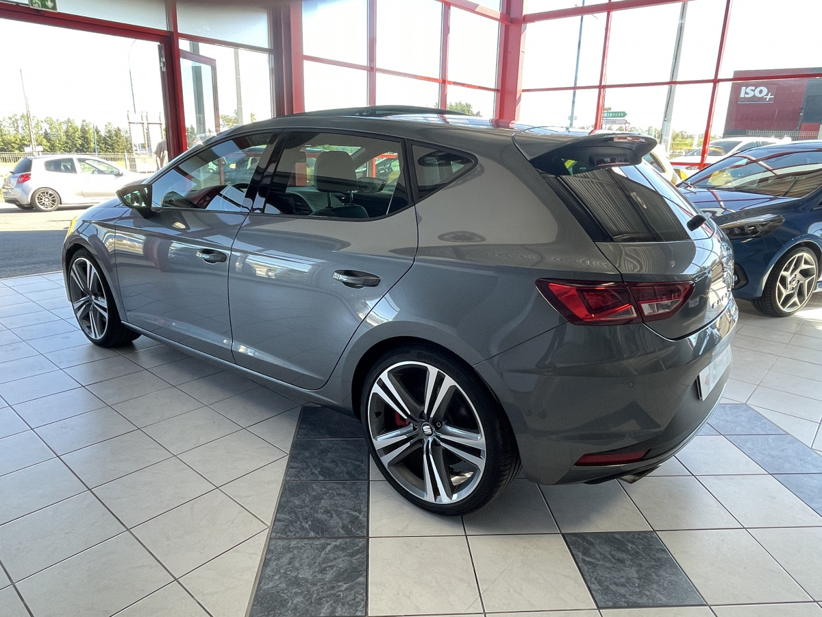 SEAT LEON  2,0 TSI CUPRA 280 DSG6 GPS REGULATEUR TOIT PANO FULL LED  DANS UN EXCELLENT ETAT