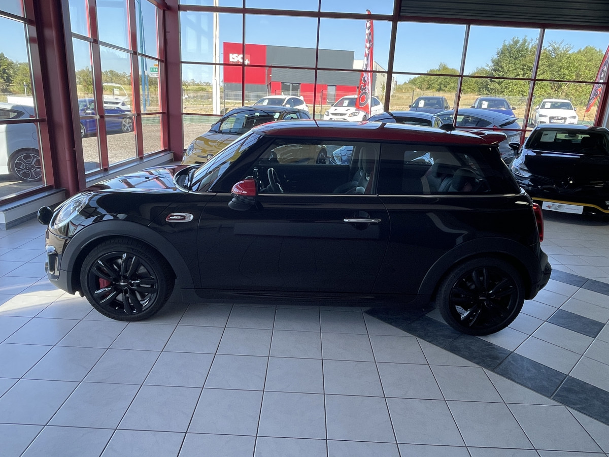 MINI COOPER JOHN COOPER WORKS