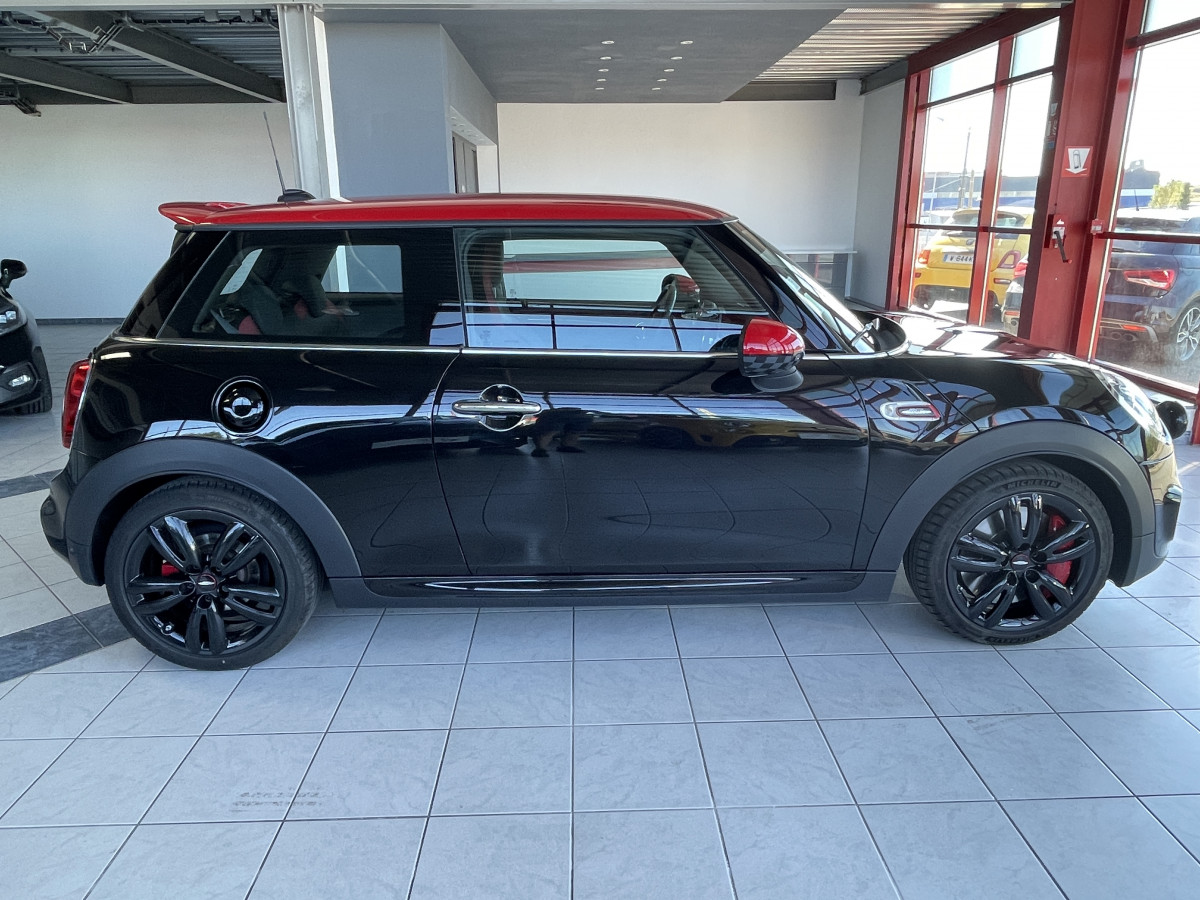 MINI COOPER JOHN COOPER WORKS