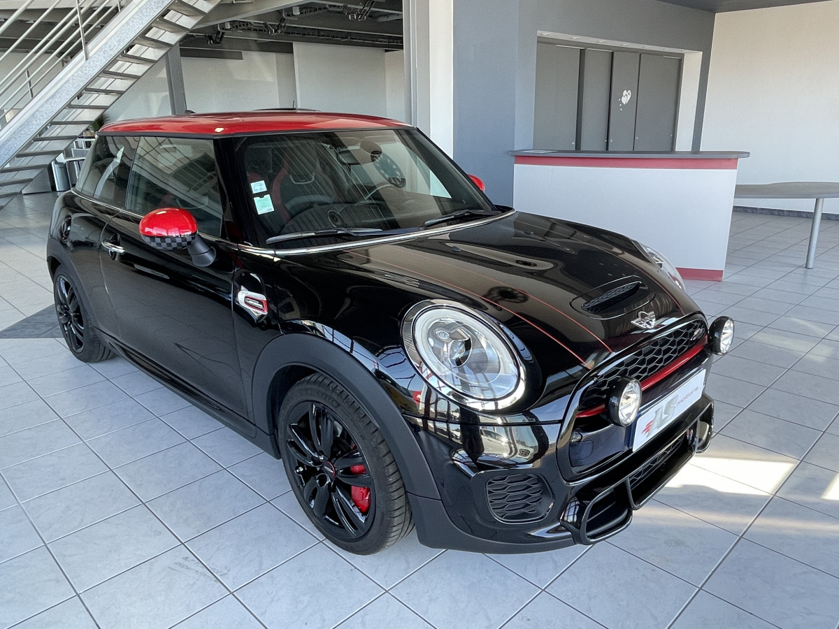 MINI COOPER JOHN COOPER WORKS