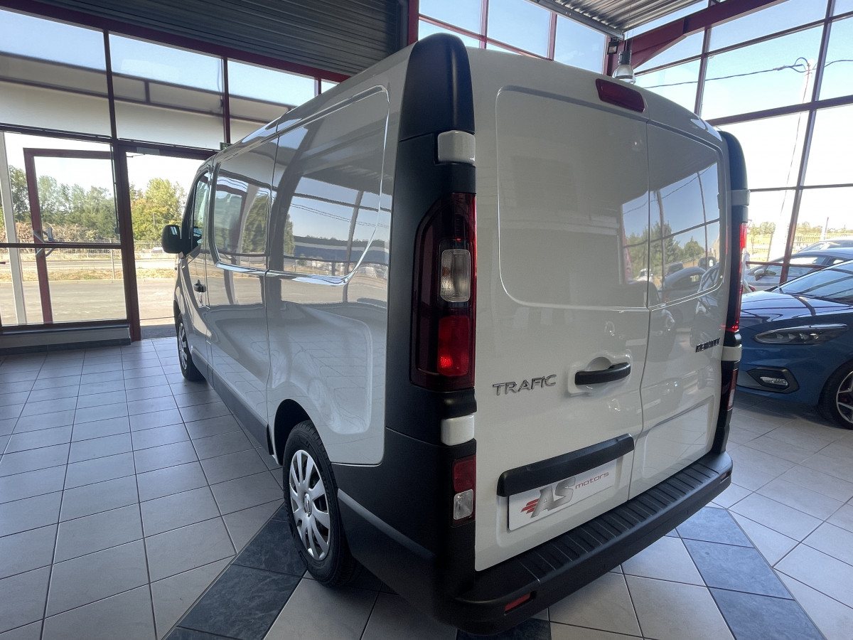 RENAULT TRAFIC L1 H1 2,0 DCI 120 GRAND CONFORT