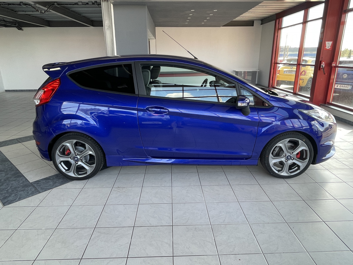 FIESTA ST 1,6 TURBO 182 PACK PERFORMANCE GPS BLUETOOTH RADAR DE RECUL