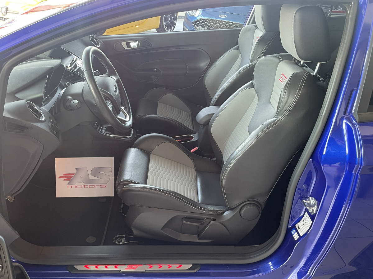 FIESTA ST 1,6 TURBO 182 PACK PERFORMANCE GPS BLUETOOTH RADAR DE RECUL