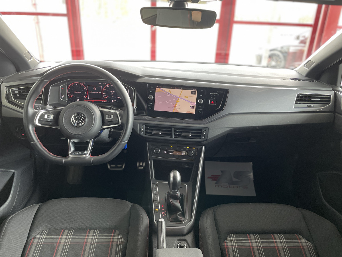 VOLKSWAGEN POLO 2,0 TSI 200 DSG6 DIGITAL COCKPIT GPS BEATS ACC DCC PARK PILOT