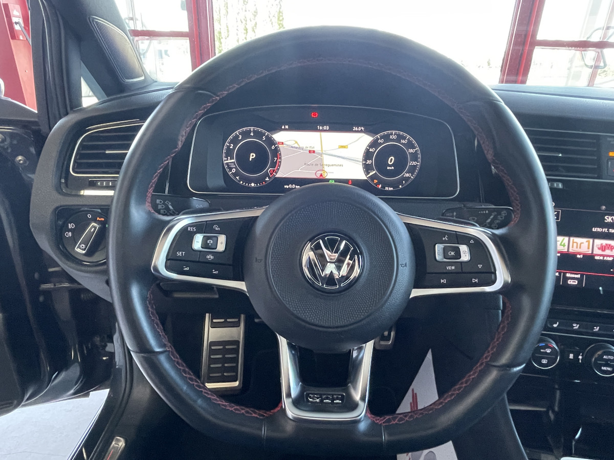 VW GOLF GTI PERFORMANCE 2,0 TSI 245 DSG7 GPS DIGITAL COCKPIT REGULATEUR KEYLESS VEBASTO