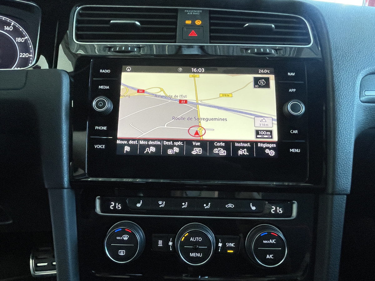 VW GOLF GTI PERFORMANCE 2,0 TSI 245 DSG7 GPS DIGITAL COCKPIT REGULATEUR KEYLESS VEBASTO