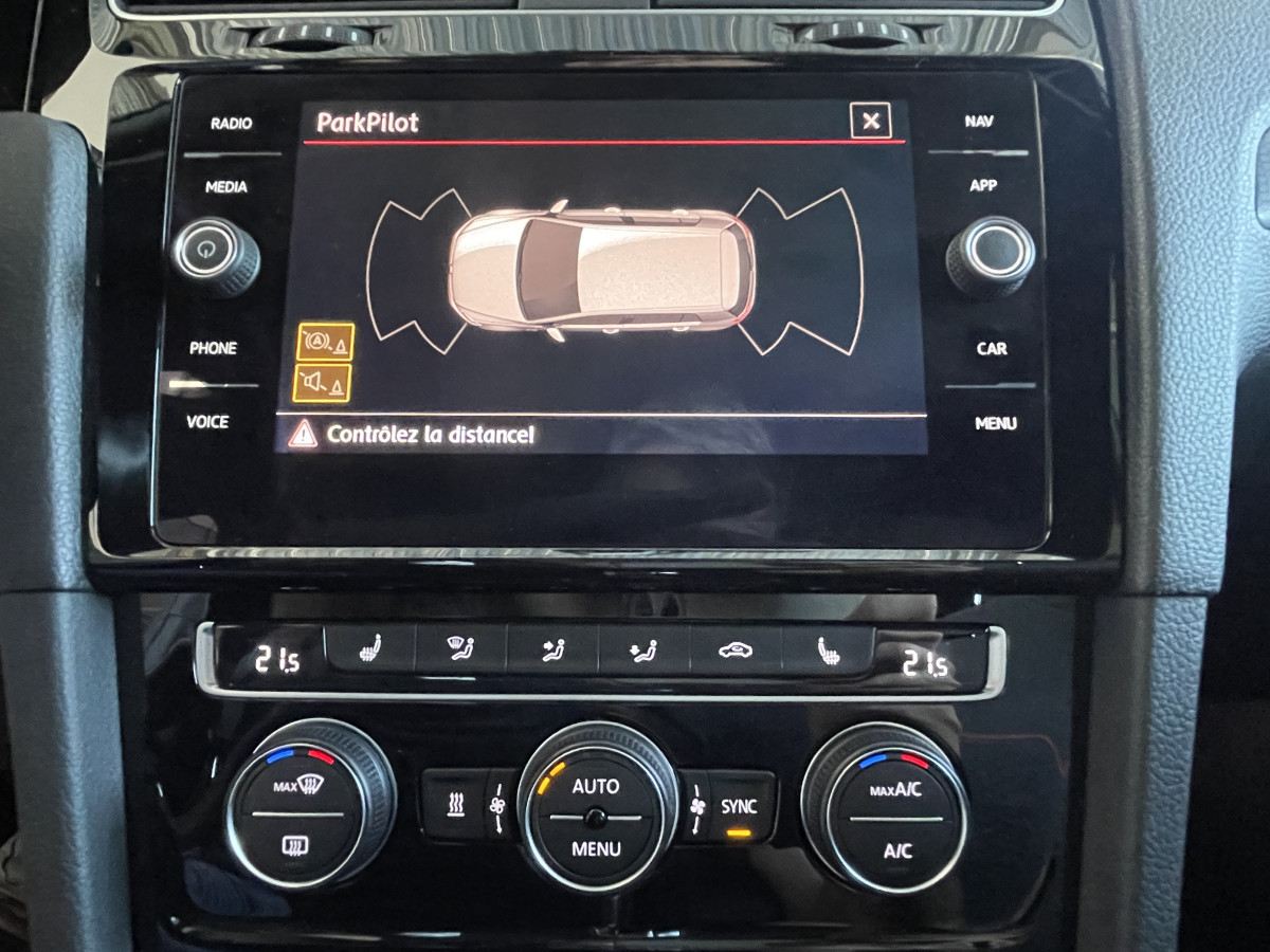 VW GOLF GTI PERFORMANCE 2,0 TSI 245 DSG7 GPS DIGITAL COCKPIT REGULATEUR KEYLESS VEBASTO