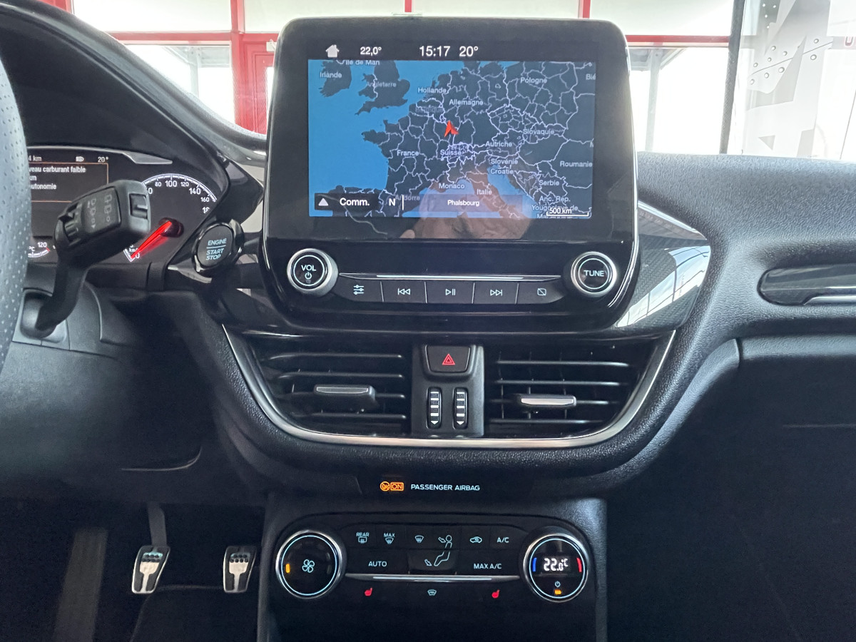 FORD FIESTA ST 1,5 200  GPS  APPLE CARPLAY FULL LED BLUETOOTH HIFI B&O REGULATEUR