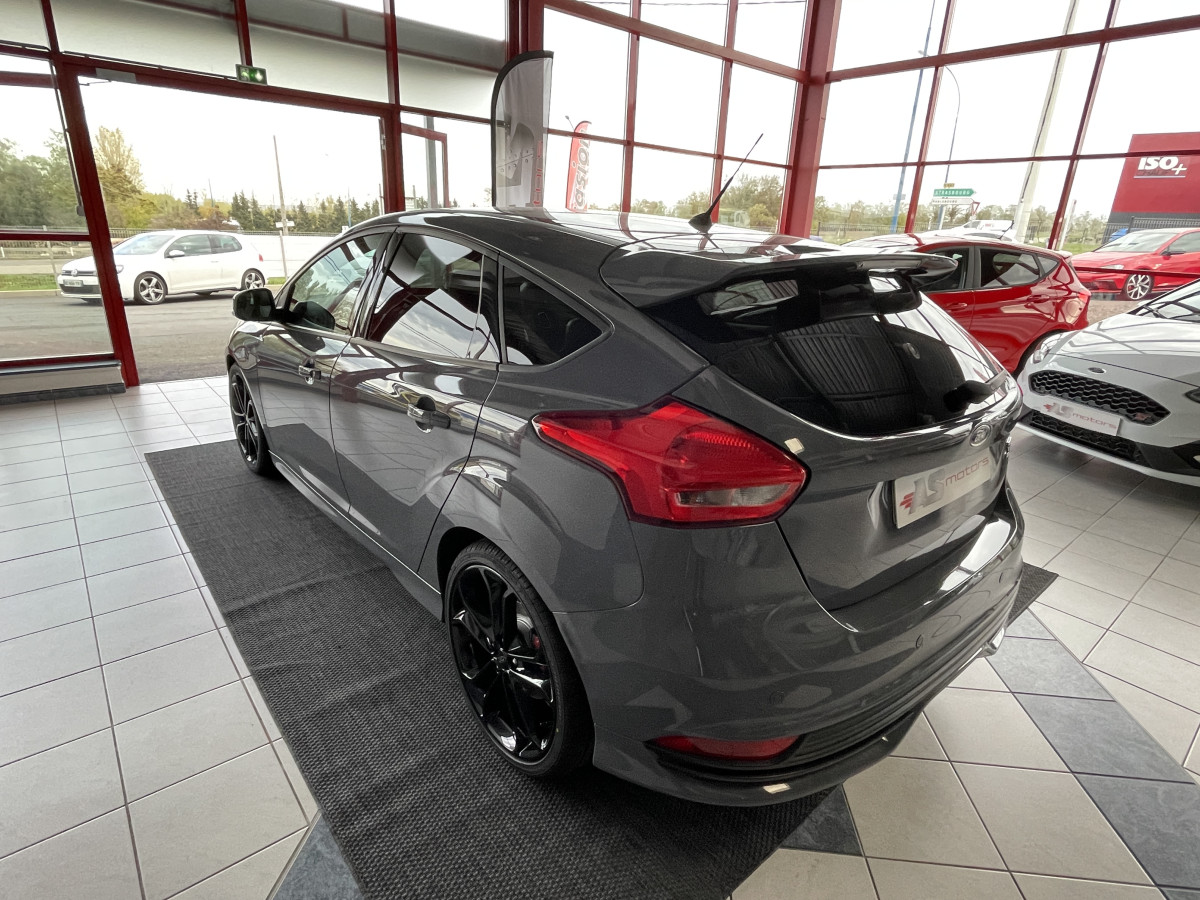 FORD FOCUS ST 2,0 250 GPS  SONY  RECARO PACK HIVER BLUETOOTH EXCELLENT ETAT