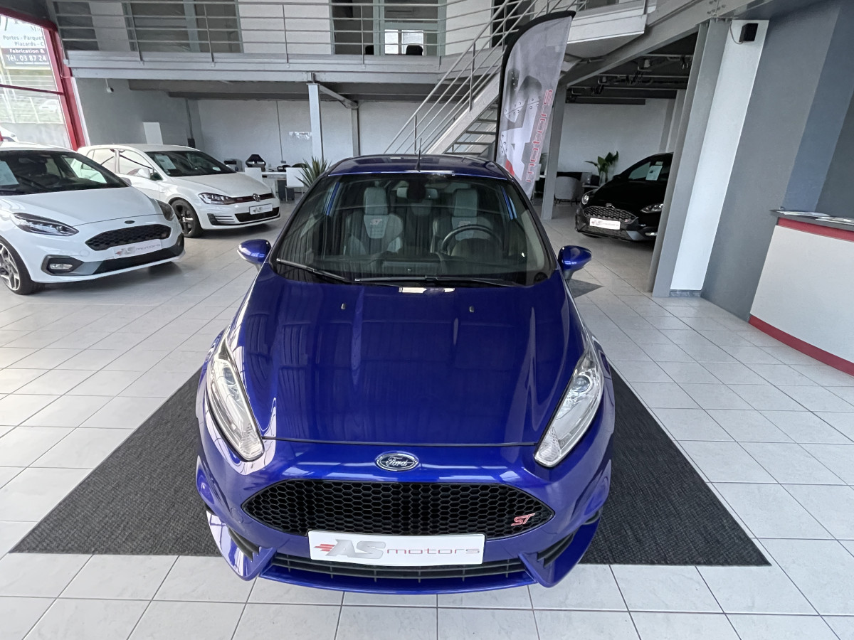 FORD FIESTA ST 1,6 TURBO 182 PACK PERF CAMERA SONY BLUETOOTH RECARO ETAT NEUF