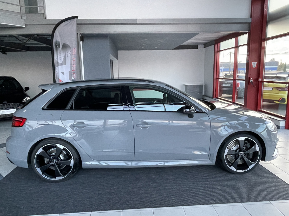 AUDI A3 RS3 SPORTBACK 2,5 TFSI 400 QUATTRO S-TRONIC 7 GPS REGULATEUR DIGITAL COCKPIT SIEGES RS FULL LED HIFI B&O ECHAPPEMENT RS