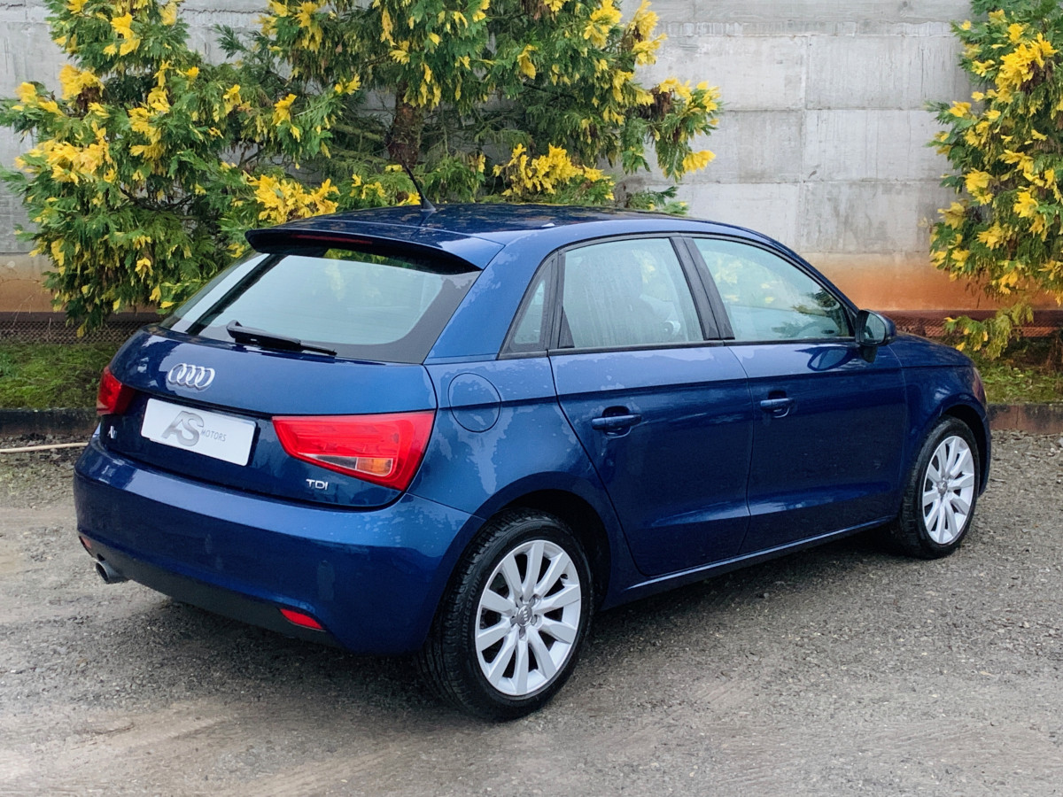 AUDI A1 1,6  TDI 105  AMBITION SPORTBACK