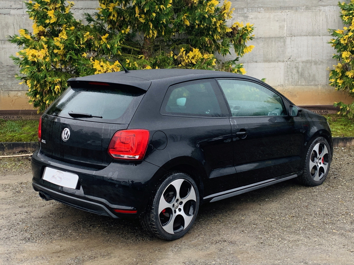 VOLKSWAGEN POLO GTI 1,4 180 DSG7