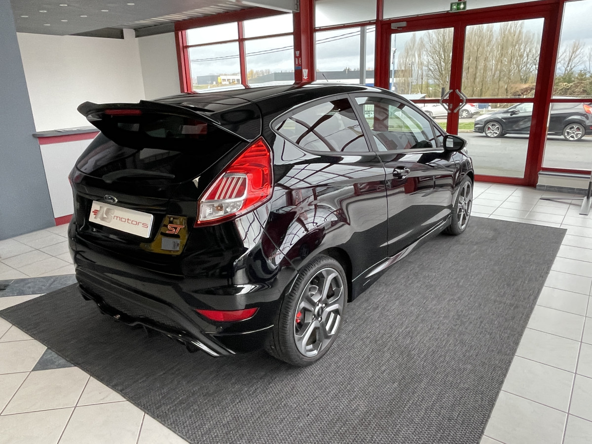 FORD FIESTA ST 1,6 182 PACK PERF GPS SONY BLUETOOTH REGULATEUR RECARO EXCELLENT ETAT