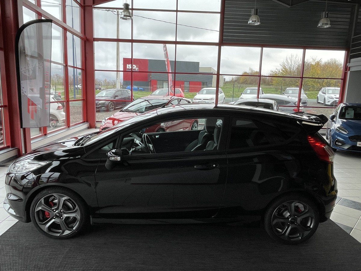 FORD FIESTA ST 1,6 182 PACK PERF GPS SONY BLUETOOTH REGULATEUR RECARO EXCELLENT ETAT