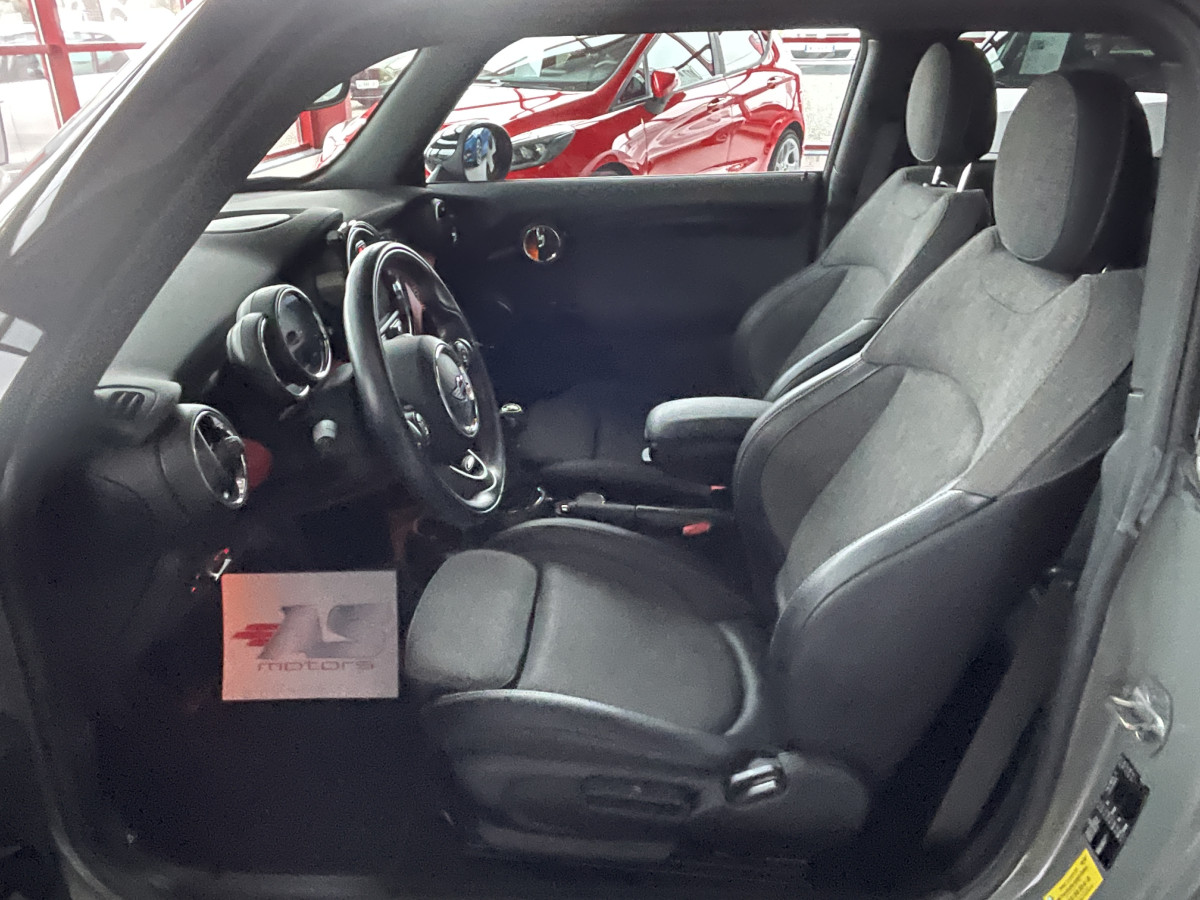 MINI COOPER S 2,0 192 GPS TOIT PANORAMIQUE. KEYLESS REGULATEUR ETAT NEUF