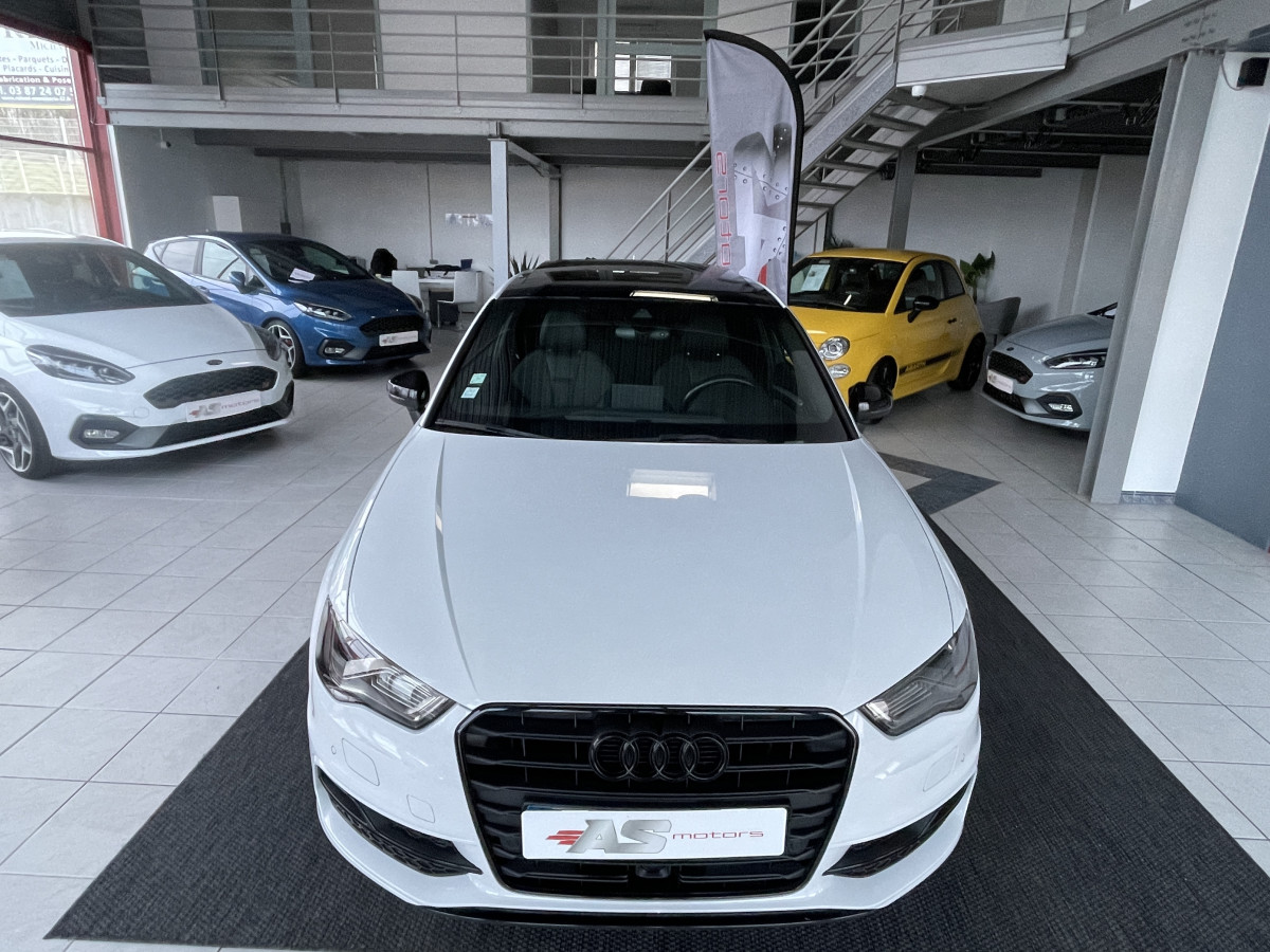 AUDI A3 1,4 TFSI 150 S-TRONIC7 S-LINE FULL GPS CAMERA TOIT PANO DRIVE SELECT ACC EXCELLENT ETAT