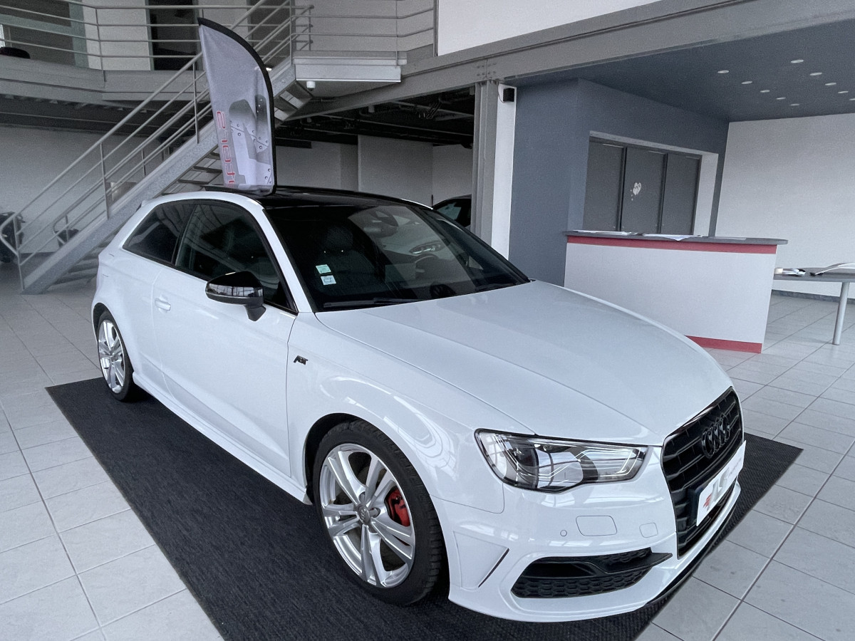 AUDI A3 1,4 TFSI 150 S-TRONIC7 S-LINE FULL GPS CAMERA TOIT PANO DRIVE SELECT ACC EXCELLENT ETAT