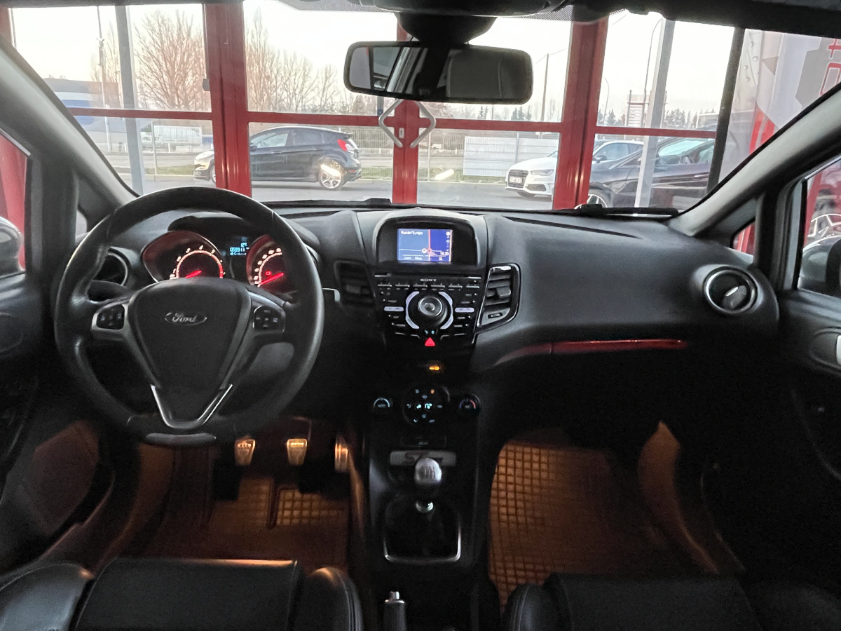 FORD FIESTA ST 1,6 200 PACK PERF GPS CAMERA  SONY BLUETOOTH REGULATEUR ETAT COLLECTOR