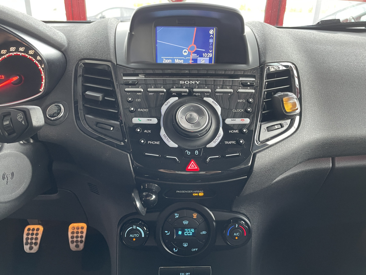 FORD FIESTA ST 1,6 182 PACK PERF GPS REGULATEUR KEYLESS BLUETOOTH SONY