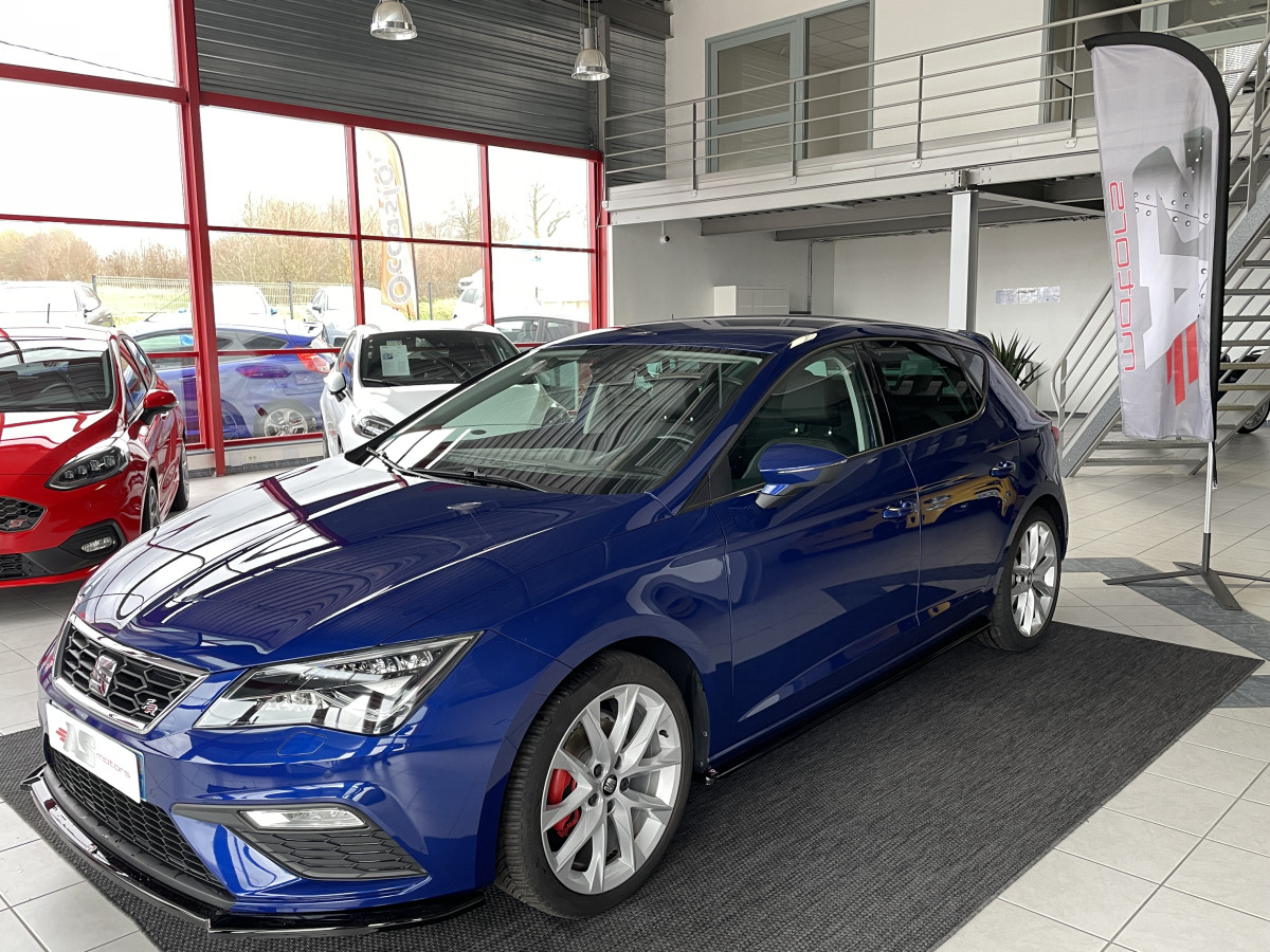 SEAT LEON FR 1,5 TSI 150 GPS CAMERA APPLE CARPLAY REGULATEUR FEUX LED DIGITAL COCKPIT ETAT NEUF