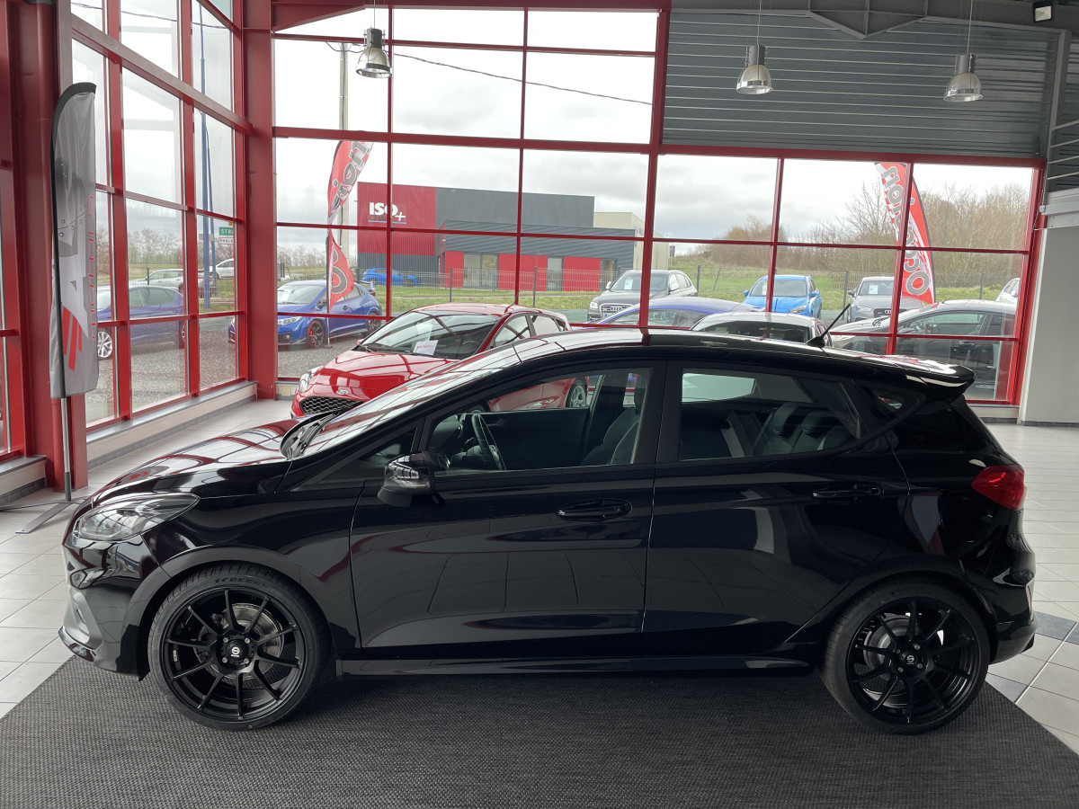 FORD FIESTA ST 1,5 200   APPLE CARPLAY FULL LED BLUETOOTH HIFI B&O KEYLESS REGULATEUR EXCELLENT ETAT