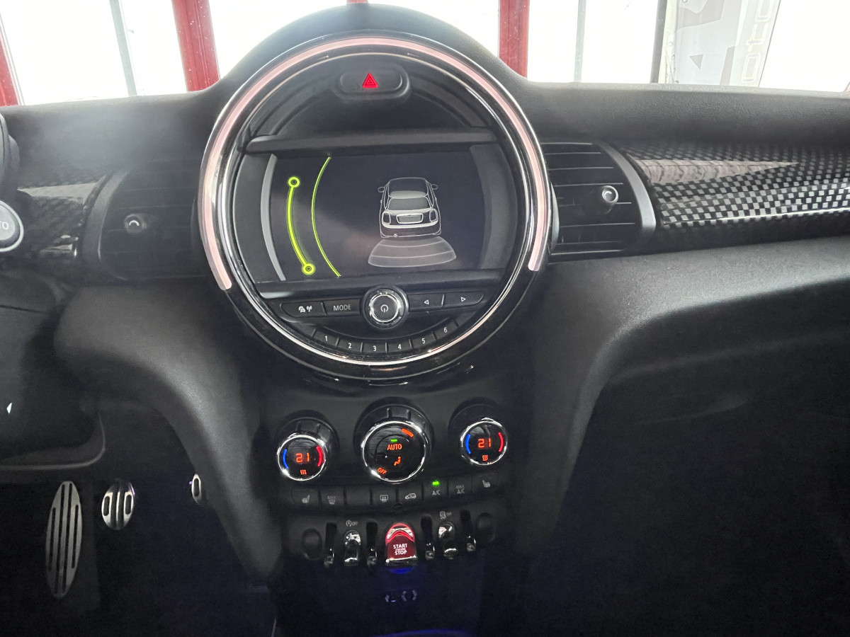 MINI COOPER S 2,0 192 KEYLESS BLUETOOTH REGULATEUR FEUX FULL LED ETAT NEUF