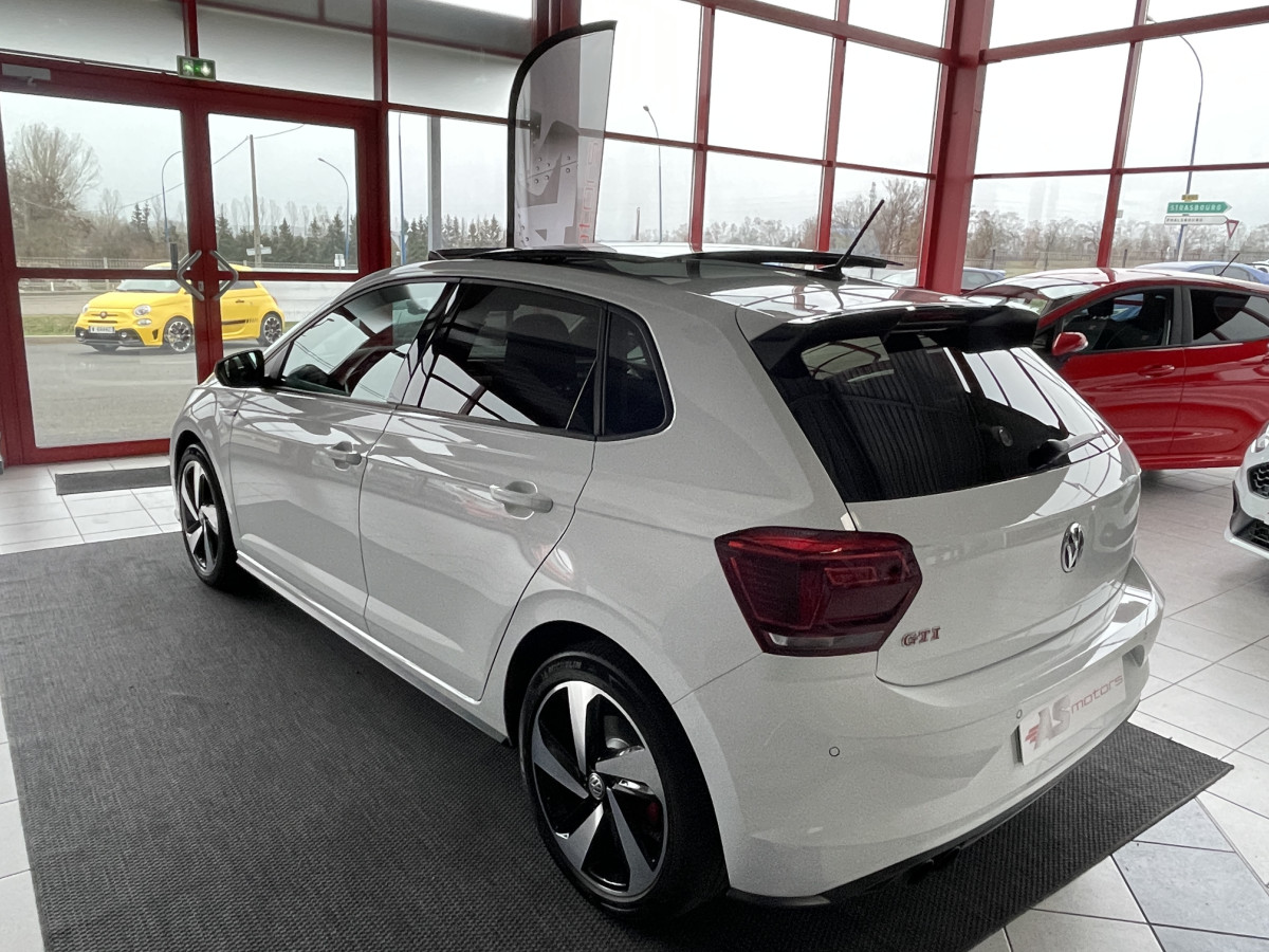 VOLKSWAGEN  POLO 2,0 TSI 200 DSG6 TOIT PANORAMIQUE GPS ACC DMS  DIGITAL COCKPIT ETAT NEUF