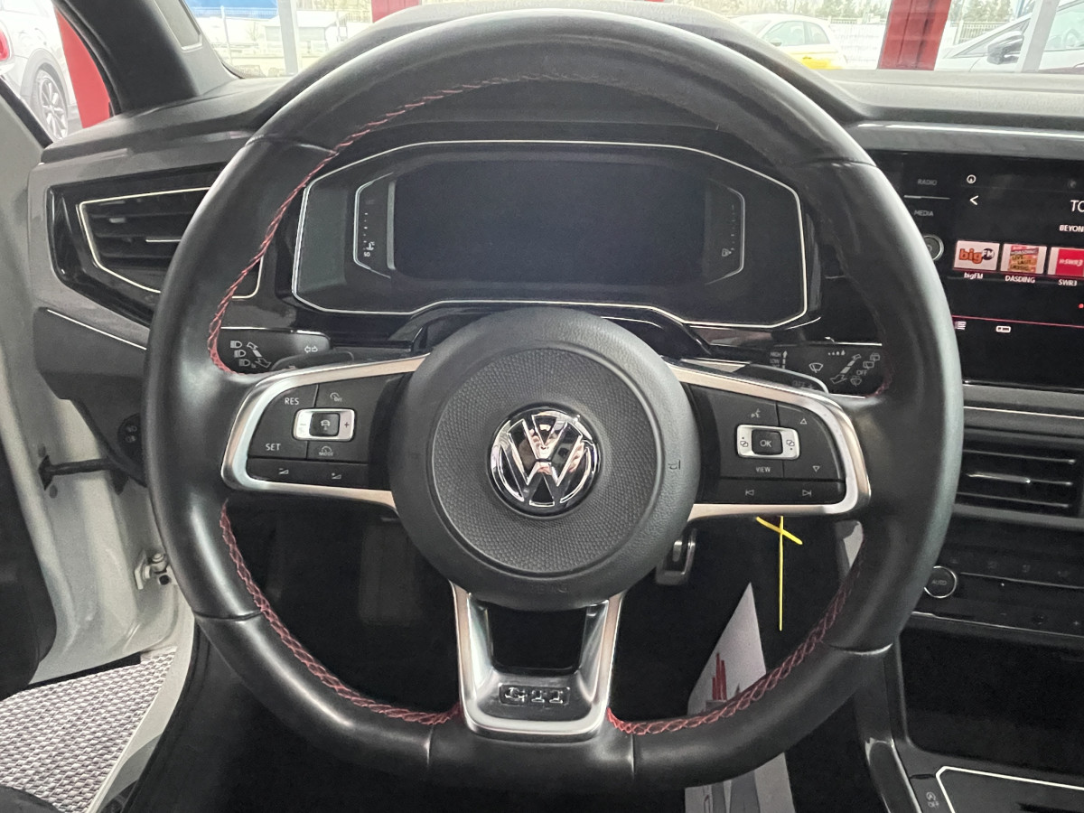 VOLKSWAGEN  POLO 2,0 TSI 200 DSG6 TOIT PANORAMIQUE GPS ACC DMS  DIGITAL COCKPIT ETAT NEUF