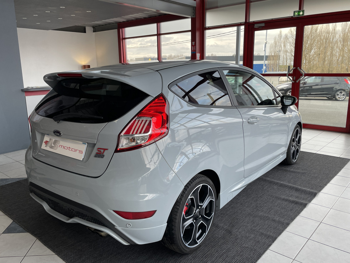 FORD FIESTA ST 1,6 200 EDITION LIMITED PACK PERF GPS SONY BLUETOOTH KEYLESS ETAT COLLECTOR