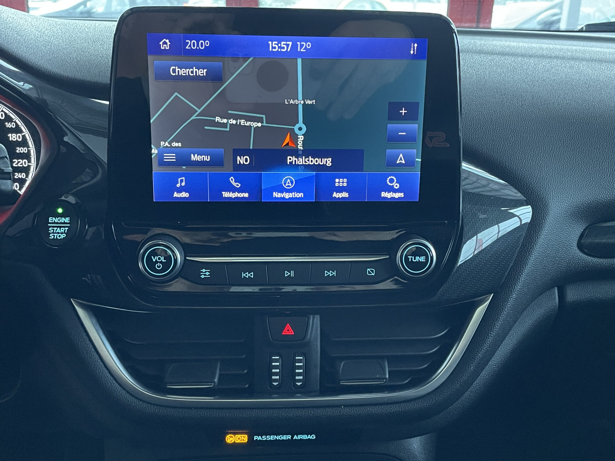 FORD FIESTA 200 1,5 200 GPS CAMERA LAUNCH CONTROL TOIT PANO APPLE CARPLAY EXCELLENT ETAT