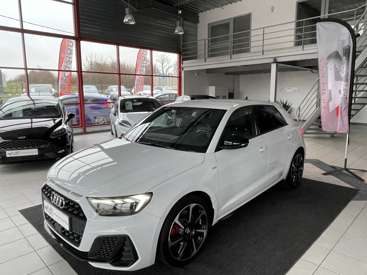 AUDI A1 SPORTBACK  40 TFSI 200  FULL S-LINE DSG6 GPS CAMERA KEYLESS REGULATEUR  DRIVE SELECT ETAT NEUF