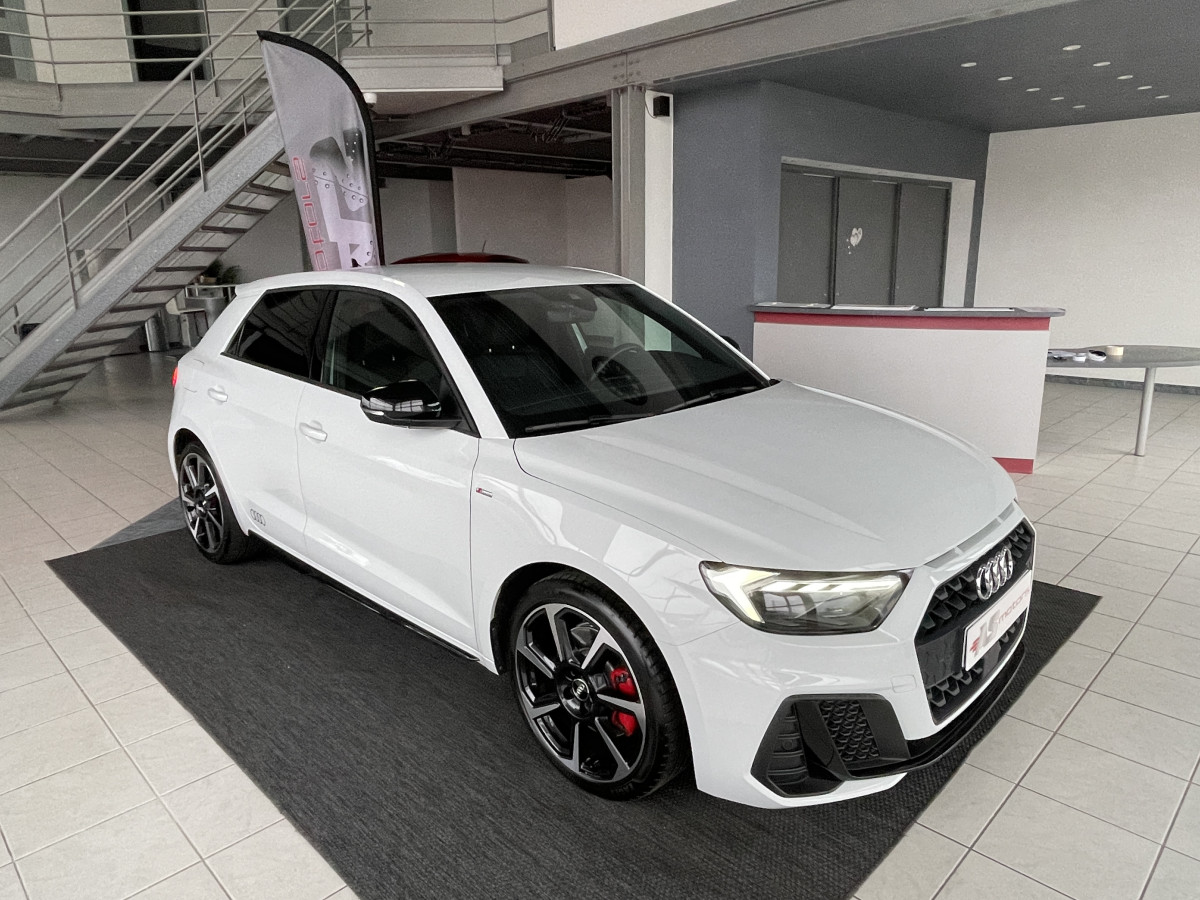 AUDI A1 SPORTBACK  40 TFSI 200  FULL S-LINE DSG6 GPS CAMERA KEYLESS REGULATEUR  DRIVE SELECT ETAT NEUF