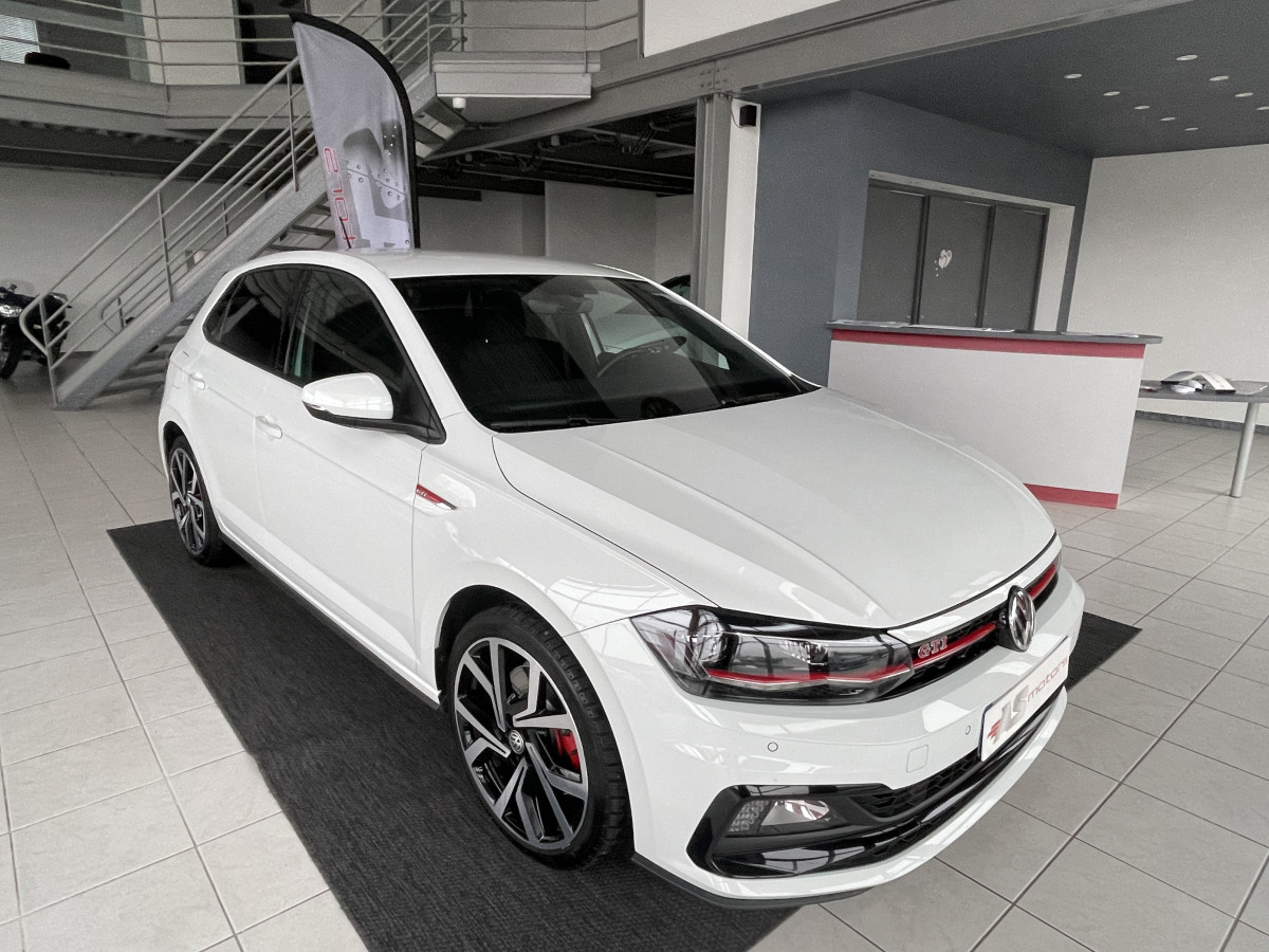 VOLSWAGEN POLO GTI 2,0 TSI 200 DSG6 GPS ACC DIGITAL COCKPIT DMS FULL LED JANTE BRESCIA 18 ETAT NEUF