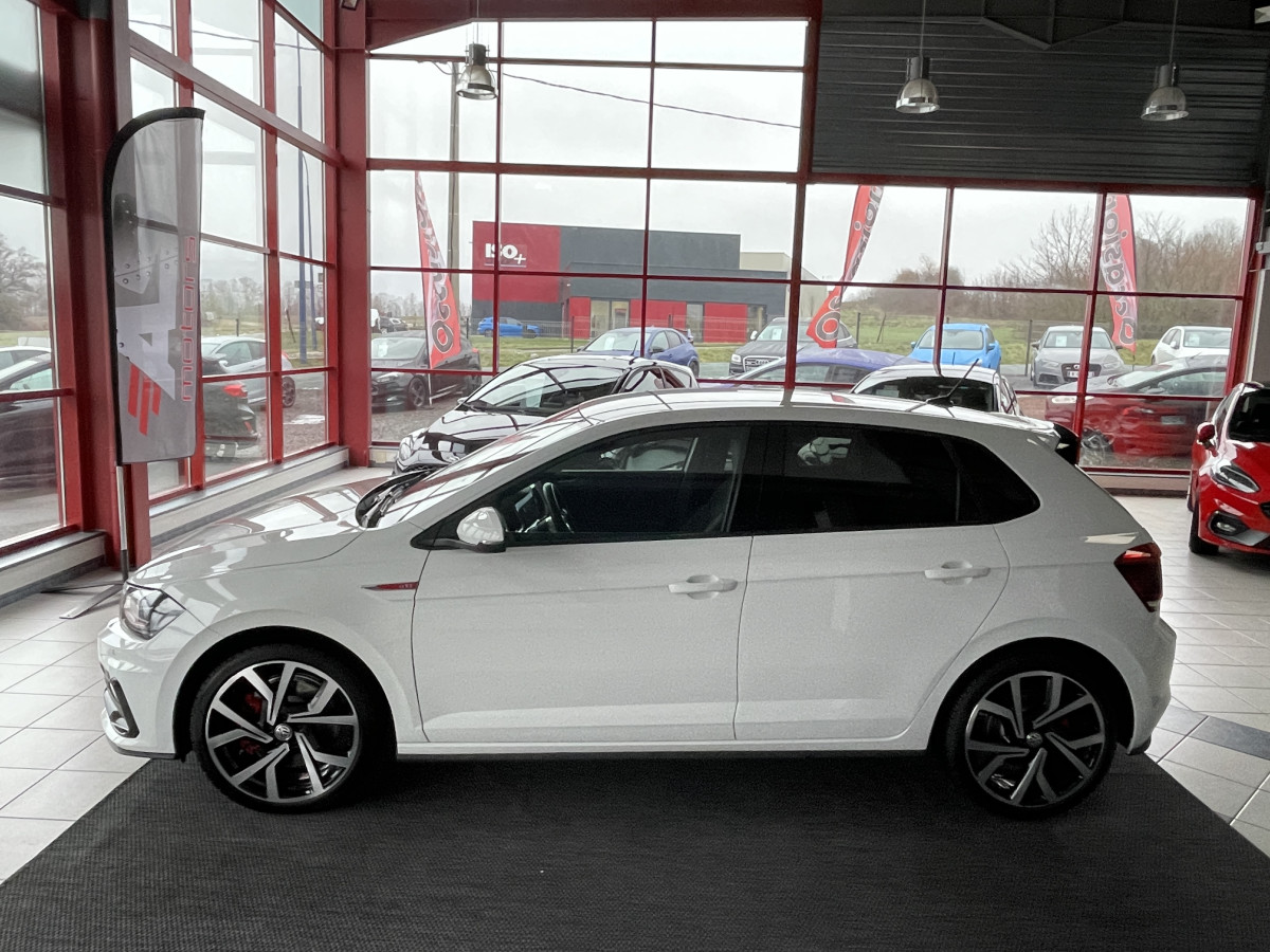 VOLSWAGEN POLO GTI 2,0 TSI 200 DSG6 GPS ACC DIGITAL COCKPIT DMS FULL LED JANTE BRESCIA 18 ETAT NEUF