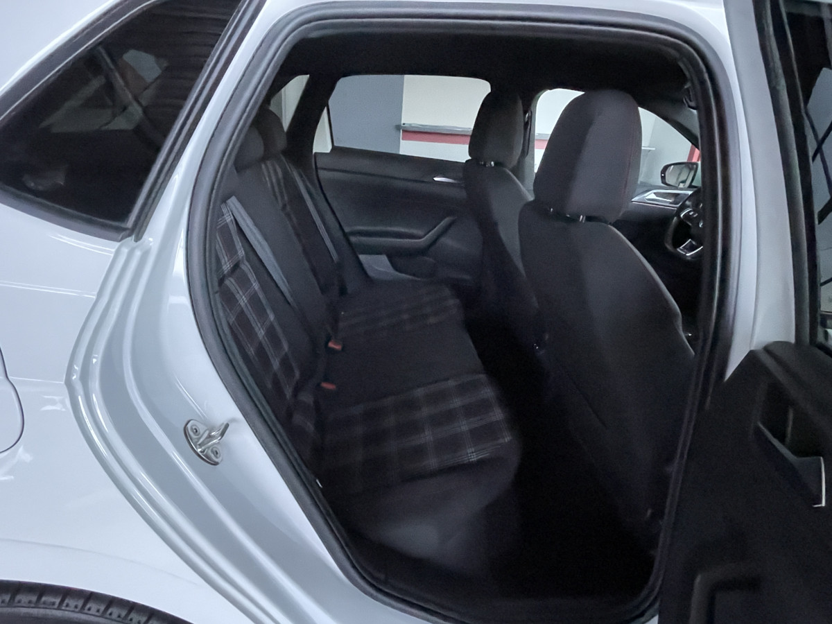 VOLSWAGEN POLO GTI 2,0 TSI 200 DSG6 GPS ACC DIGITAL COCKPIT DMS FULL LED JANTE BRESCIA 18 ETAT NEUF